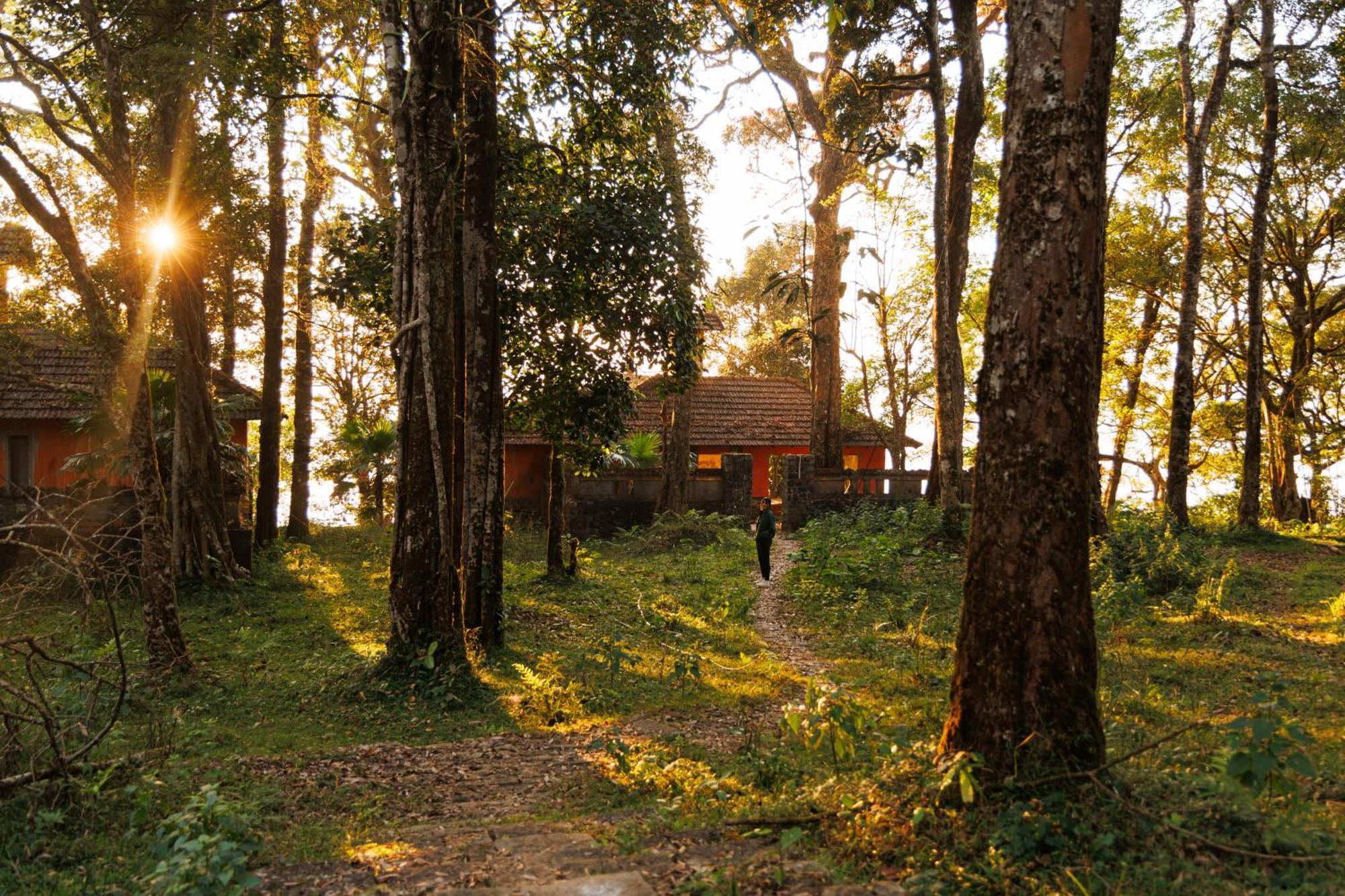 Jungle Park Resort By Greenescapes Витхири Экстерьер фото